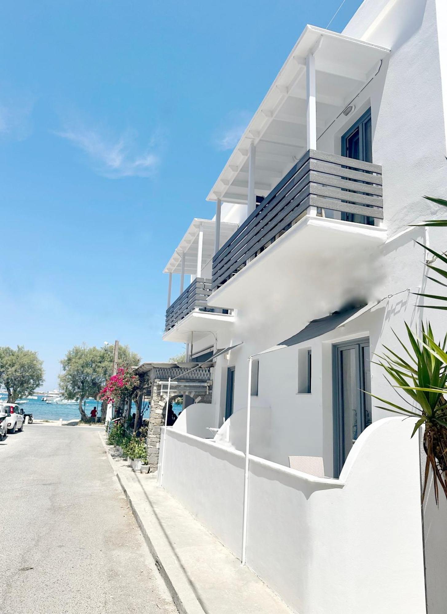 Kirki Rooms By The Sea Parikia  Exterior photo